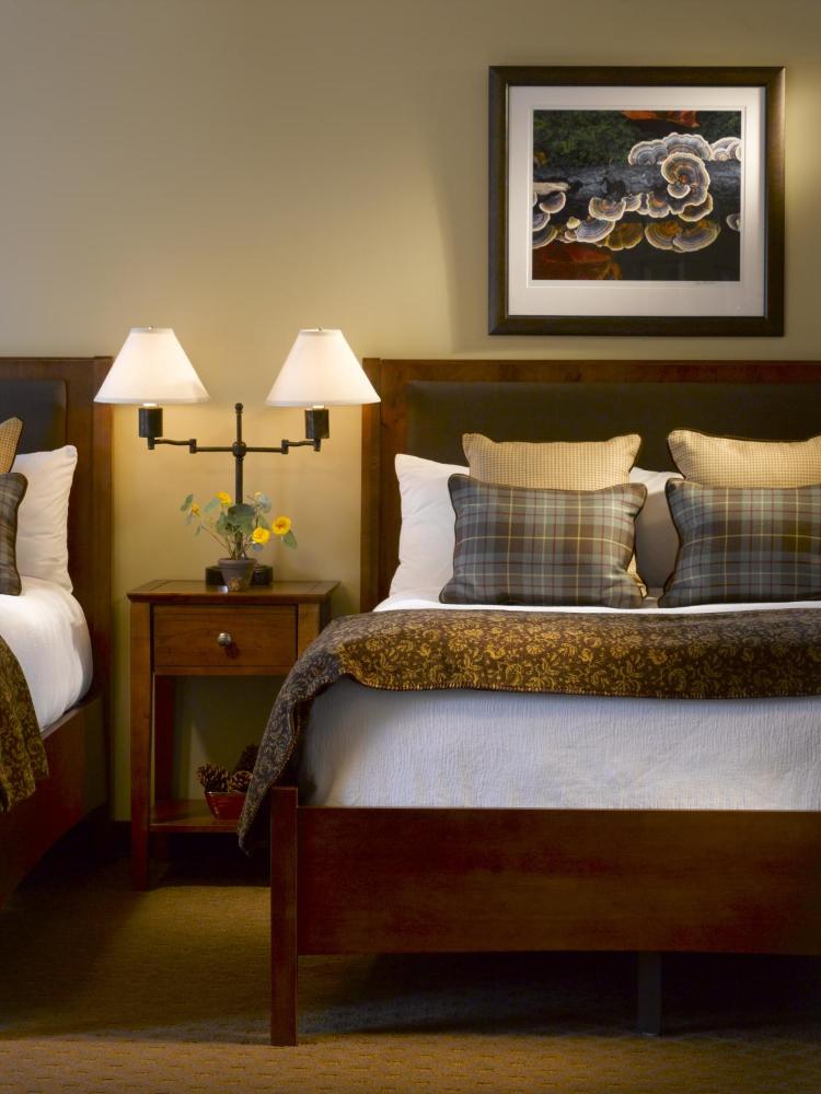 Garden Double Double Suite interior